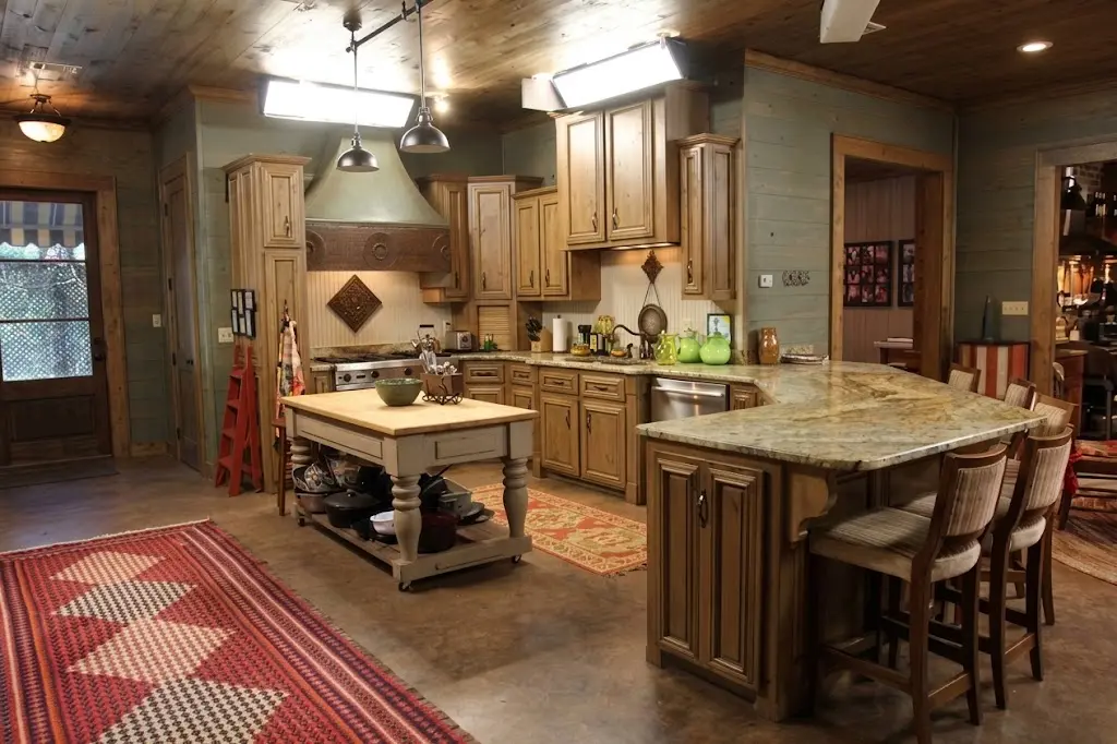Image of , Celebrity Homes, on HomeImprovementGeek.