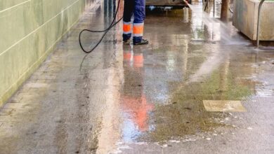 DIY Sidewalk Cleaning: Tips and Tricks for a Spotless Walkway