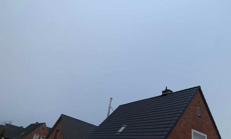 Latest Trends in Residential Roofing - Roofing | HomeImprovementGeek Residential roofing trends with eco-friendly materials and modern technology for home improvement.