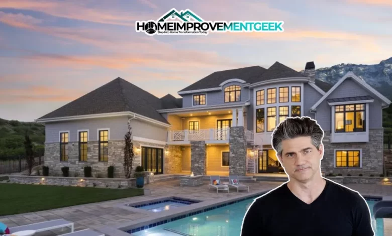 Stunning $100,001 – $1,000,000 Joshua Becker House: Ultimate Minimalist Dream - Luxury Real Estate | HomeImprovementGeek Bright, uncluttered living room with natural light and minimalist décor in the Joshua Becker House, Peoria, Arizona.