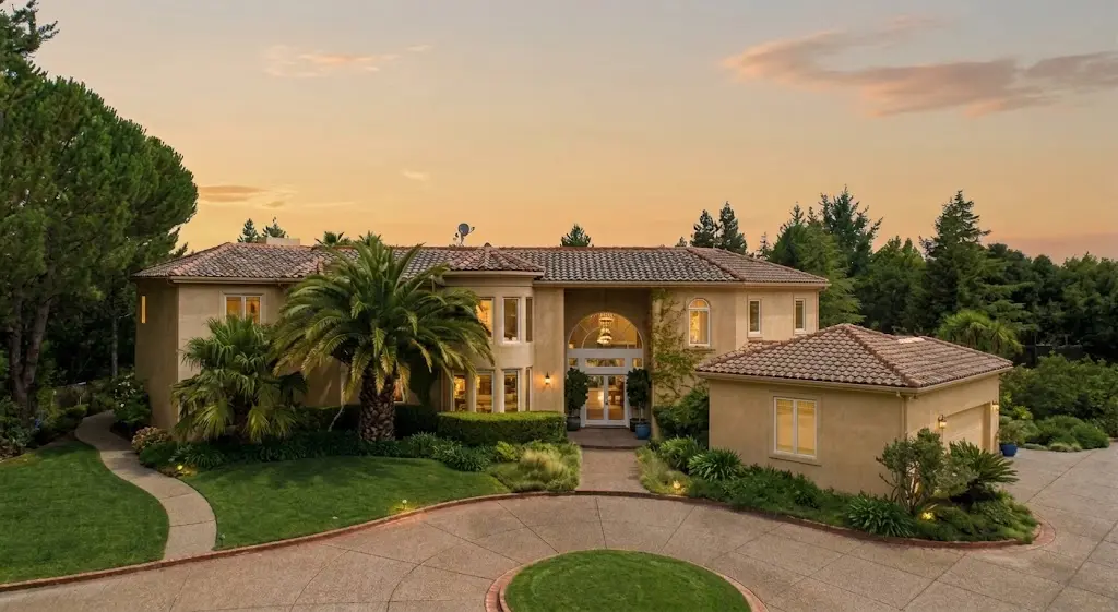Image of , Celebrity Homes, on HomeImprovementGeek.