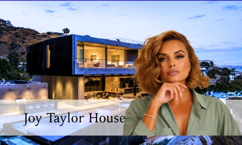 Joy Taylor house in Encino California modern exterior