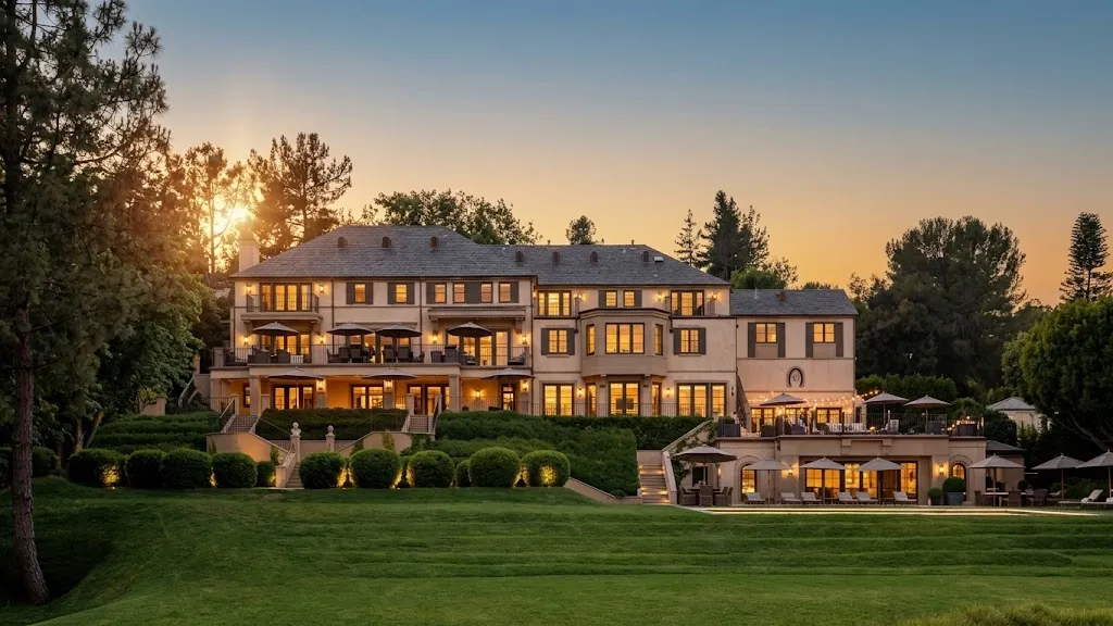 Image of , Celebrity Homes, on HomeImprovementGeek.